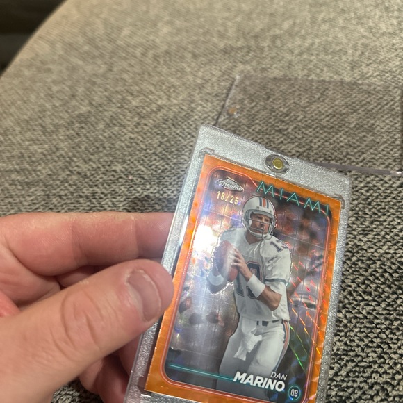 Dolphins Dan Marino SSP /25 - Picture 2 of 3